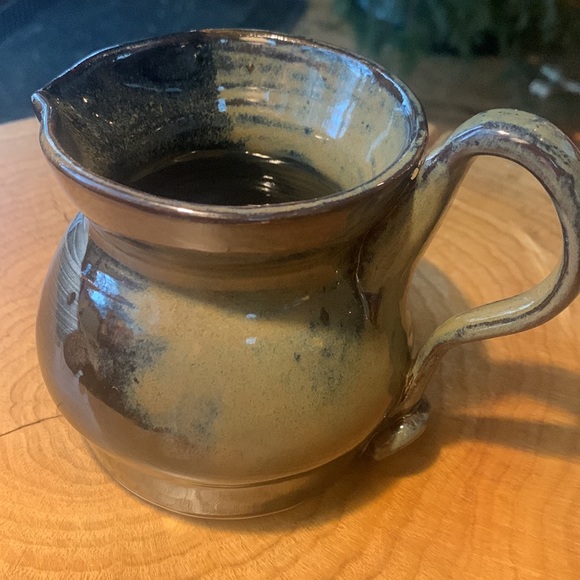 4 / 20$ SALE ceramic milk or maple syrup pitcher - Picture 2 of 4